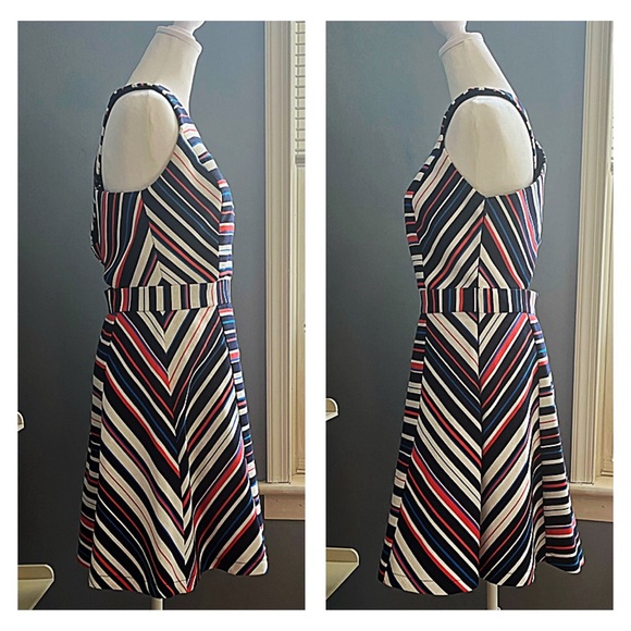 ADELYN RAE Stripe Jacquard Fit & Flare Dress- M - White Pink Blue AS SEEN ON TV - Picture 5 of 12